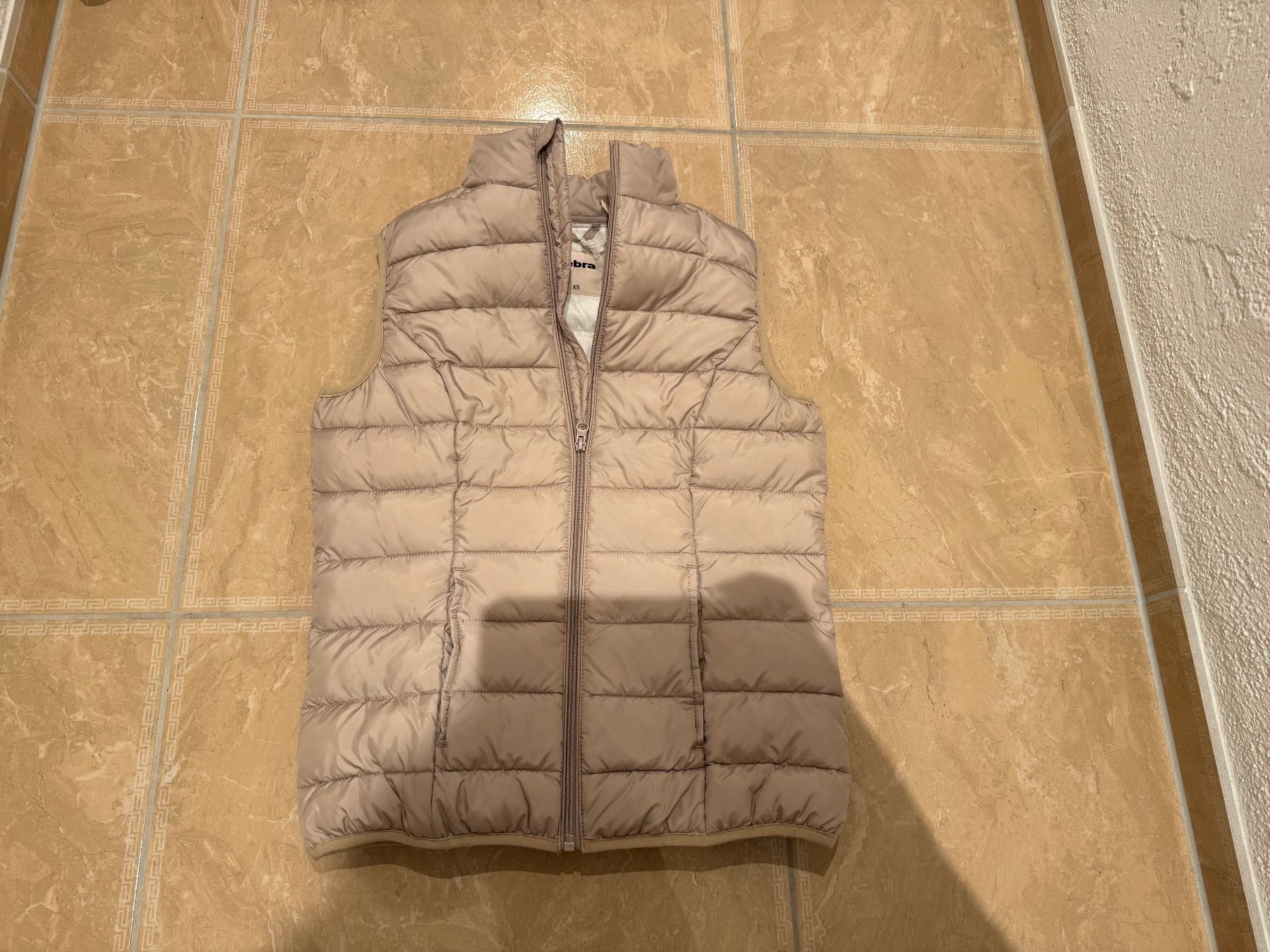 Zebra Gilet & Giacche senza maniche: Zebra neue Weste, XS – Nuovo (secondo la descrizione) da Klingnau venduto da Markus14