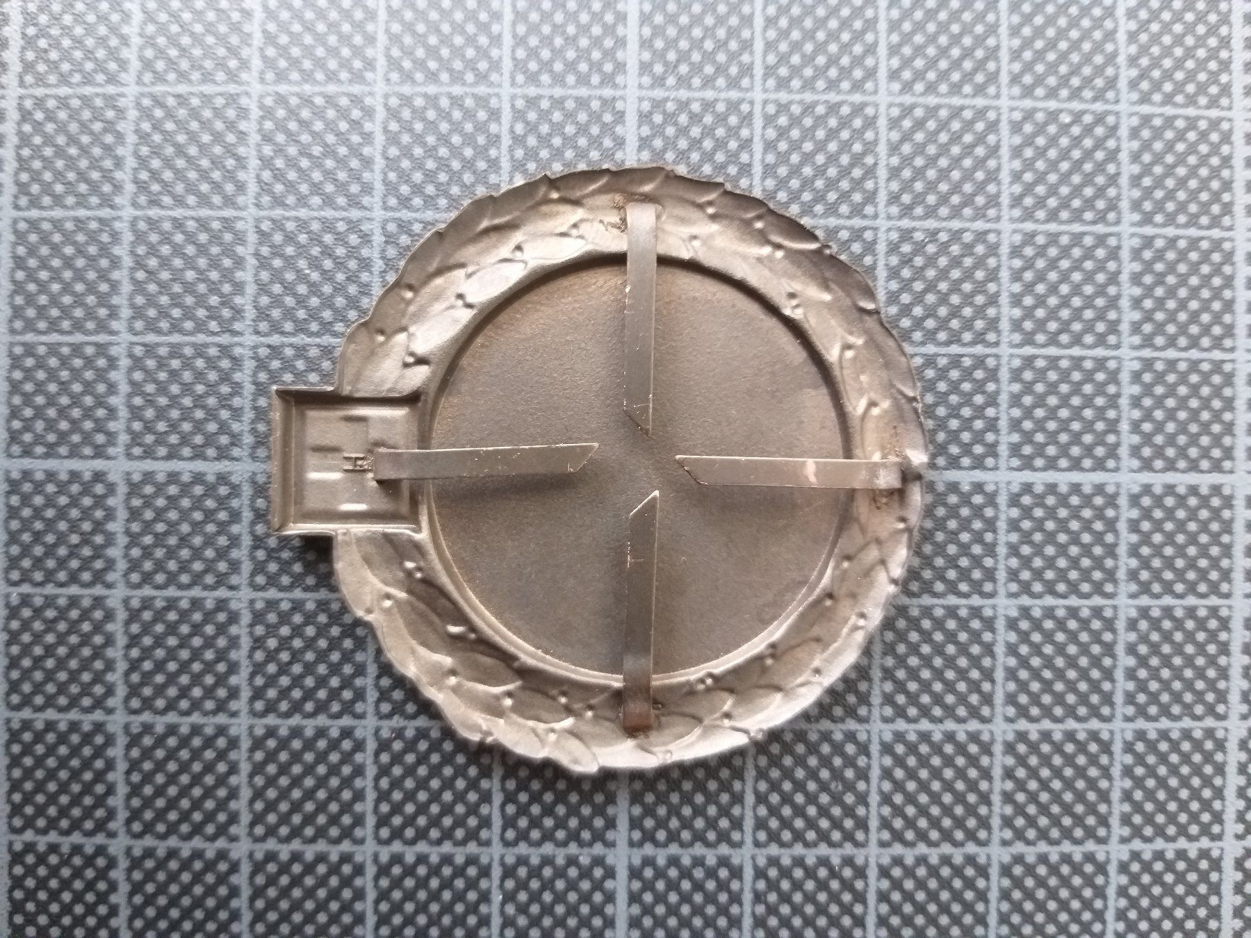 Placchette & Badge: Béretemblem Versorgungstruppen – Usato da Bauma venduto da SwissMilitaria 1