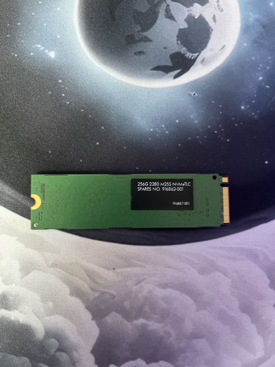 Dischi rigidi: 256 Gb Nvme M.2 ssd – Usato da Degersheim venduto da felen67 1