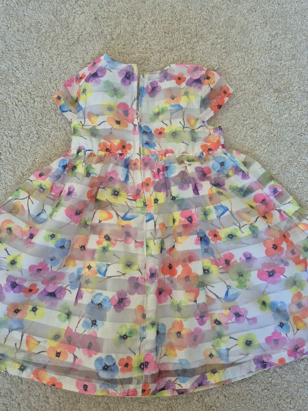 Vestiti & Gonne: traumhaftes Blumenkleid  – Usato da Beckenried venduto da ann_2gpd 1