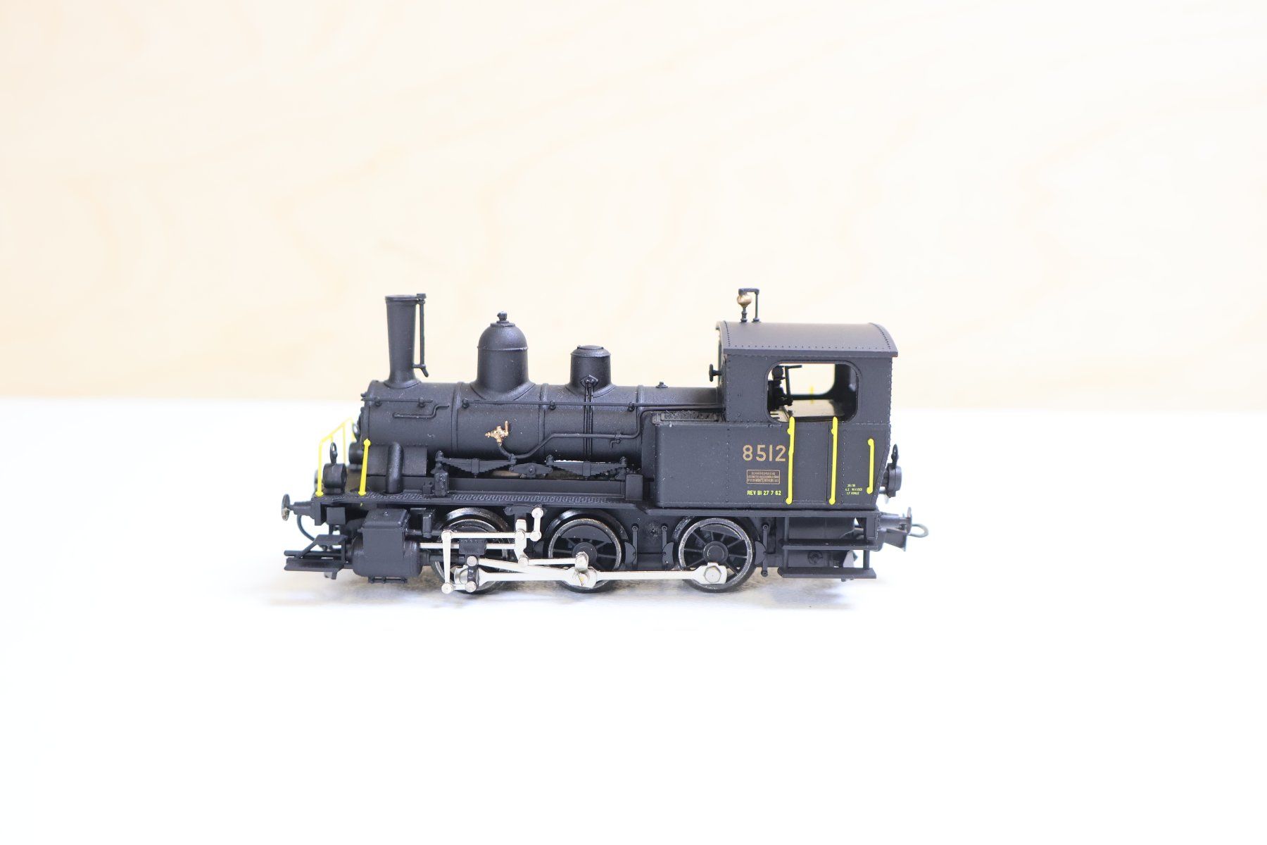 Liliput Modellini di ferrovie: Liliput SBB Tigerli E 3/3 Dampflok 8512 H0 – Difettoso da Winterthur venduto da Monstera 4
