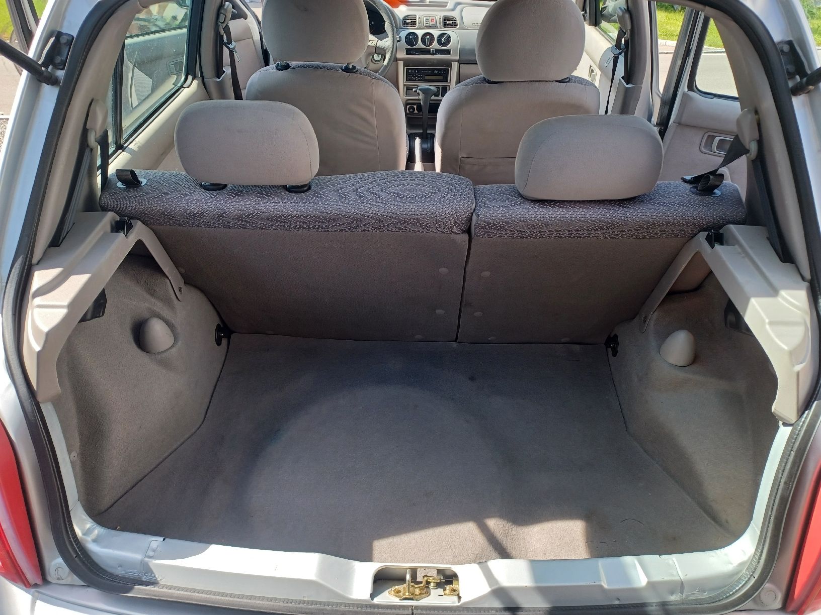 Nissan Automobili: Nissan Micra 1.4. Automatic – Usato da Walzenhausen venduto da lea_d7wm 7