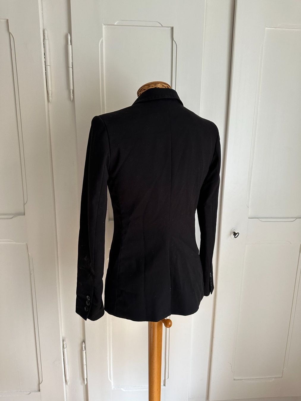 H&M Vestes: Blazer schwarz elegant - 34 – D'occasion à Zürich par Diazaio 2