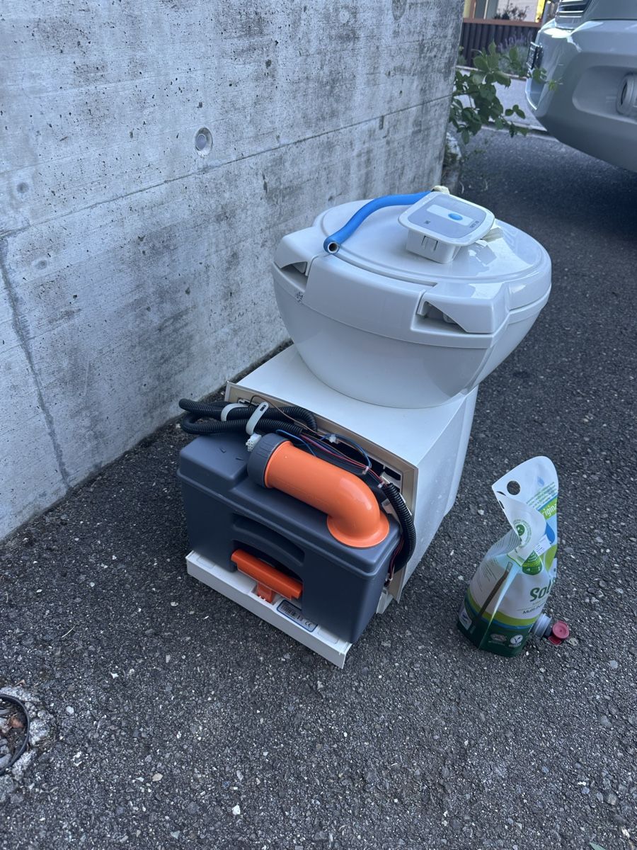 WC: Camping WC für Wohnmobil oder Wohnwagen – Gebraucht aus Staufen von MFRS