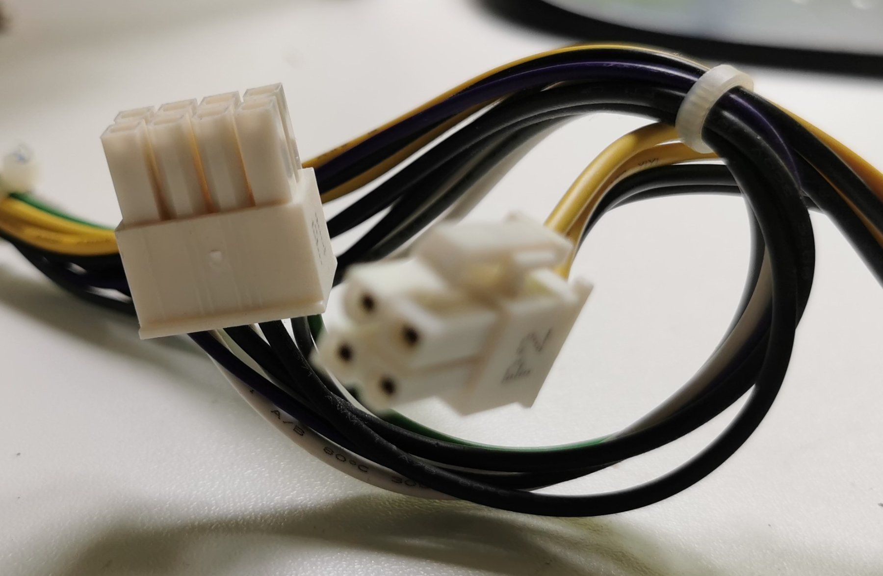 Dell Componenti elettronici: Netzteil Dell 240 Watt PCE004 – Usato da Oberwangen b. Bern venduto da Vittorio0 2