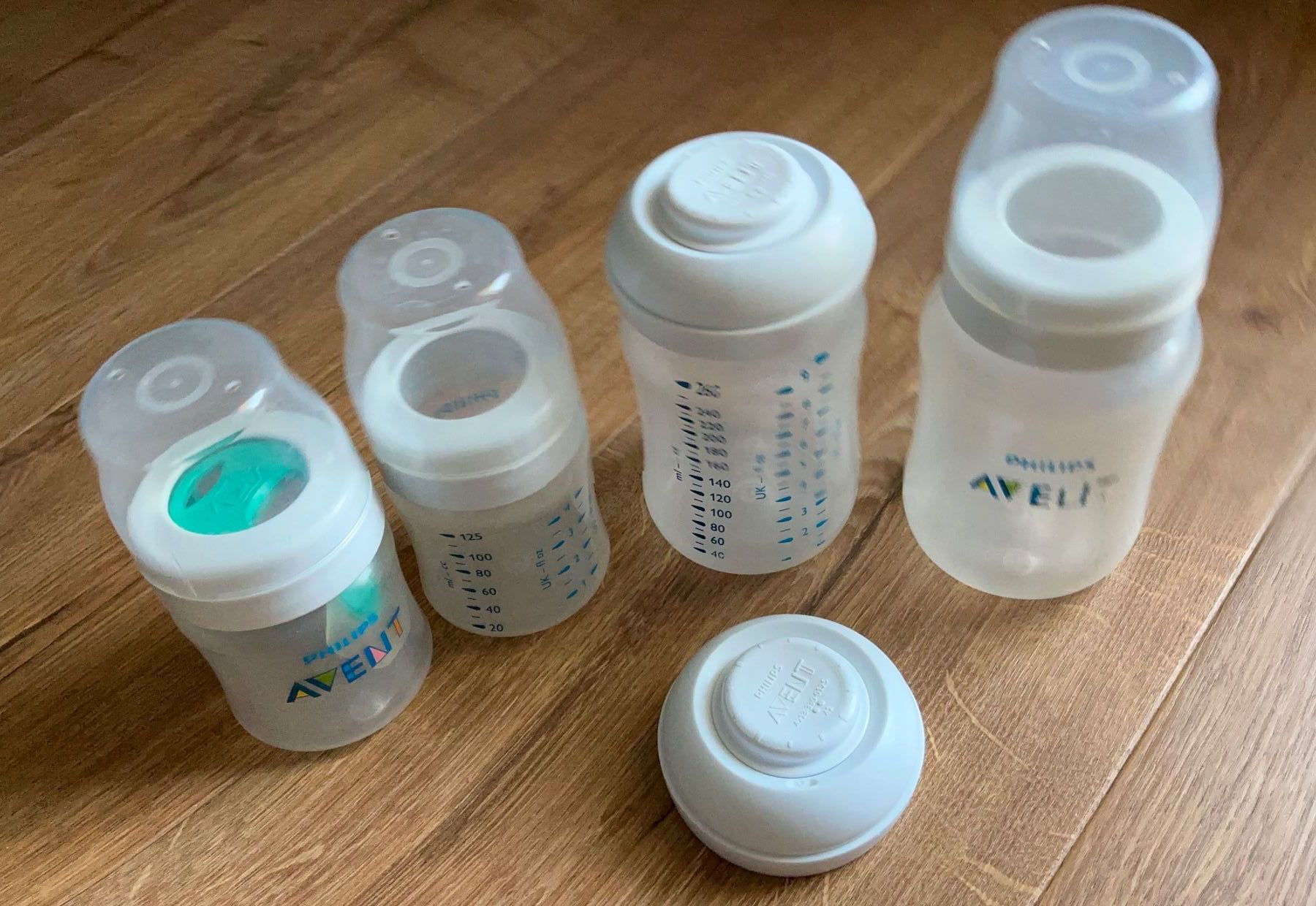 Avent Baby-Mahlzeiten: Philips Avent Bottles – Gebraucht aus Brugg AG von Magna3