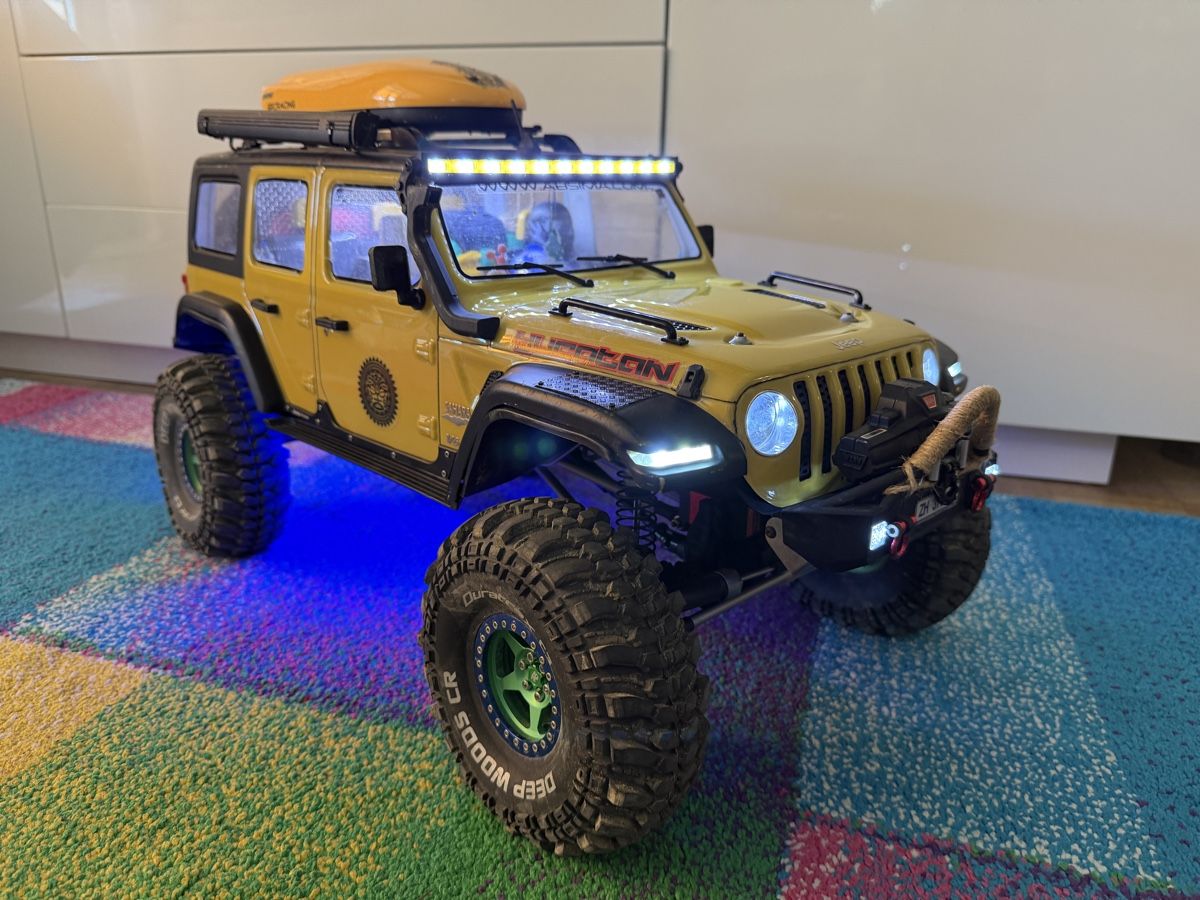RC4WD Modellismo RC: Absima Yucatan 1:8 Crawler – Usato da Hausen am Albis venduto da Eneben 6