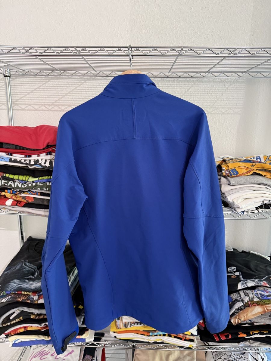 Patagonia Cappotti: 2010 Patagonia Softshell Jacket Size M  – Usato da Lausanne venduto da user1020rnt 7