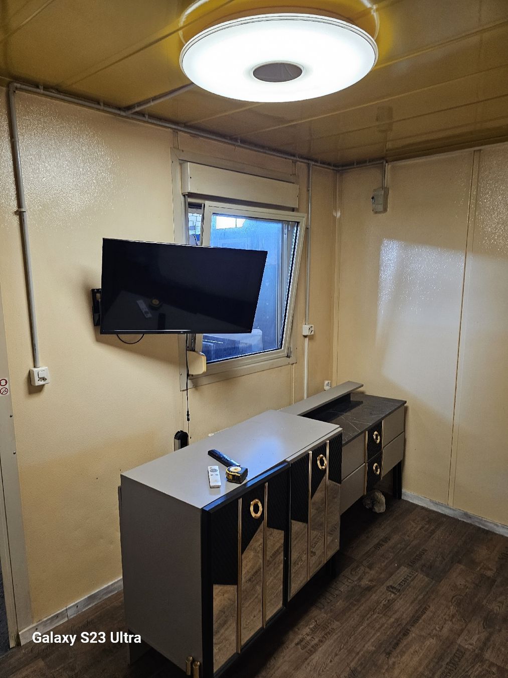 Conteneurs de construction: Bürocontainer Baucontainer Lagercontainer – D'occasion à Zürich par adi0111 1