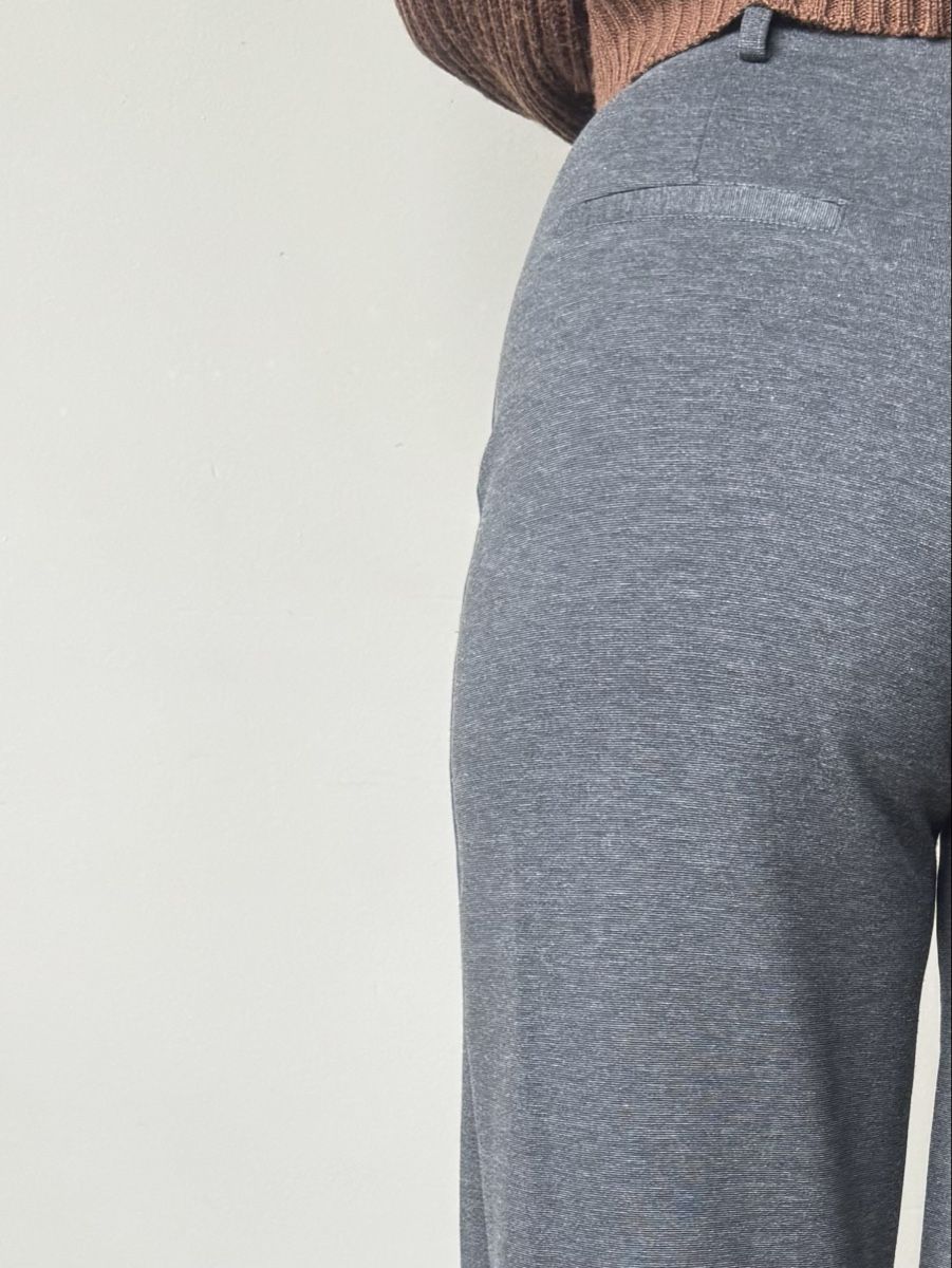 Zara Hosen: Grey pants – Neu (gemäss Beschreibung) aus Carouge GE von vit_v5h9 1