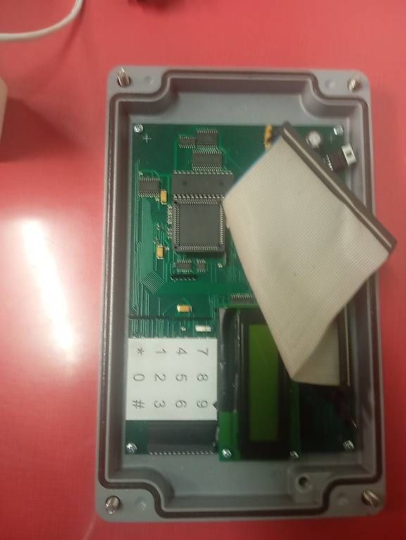 Stromzufuhr: Steuergerät IP65 mit Anschlusstechnik gebraucht – Gebraucht aus Basel von Petergunn 3
