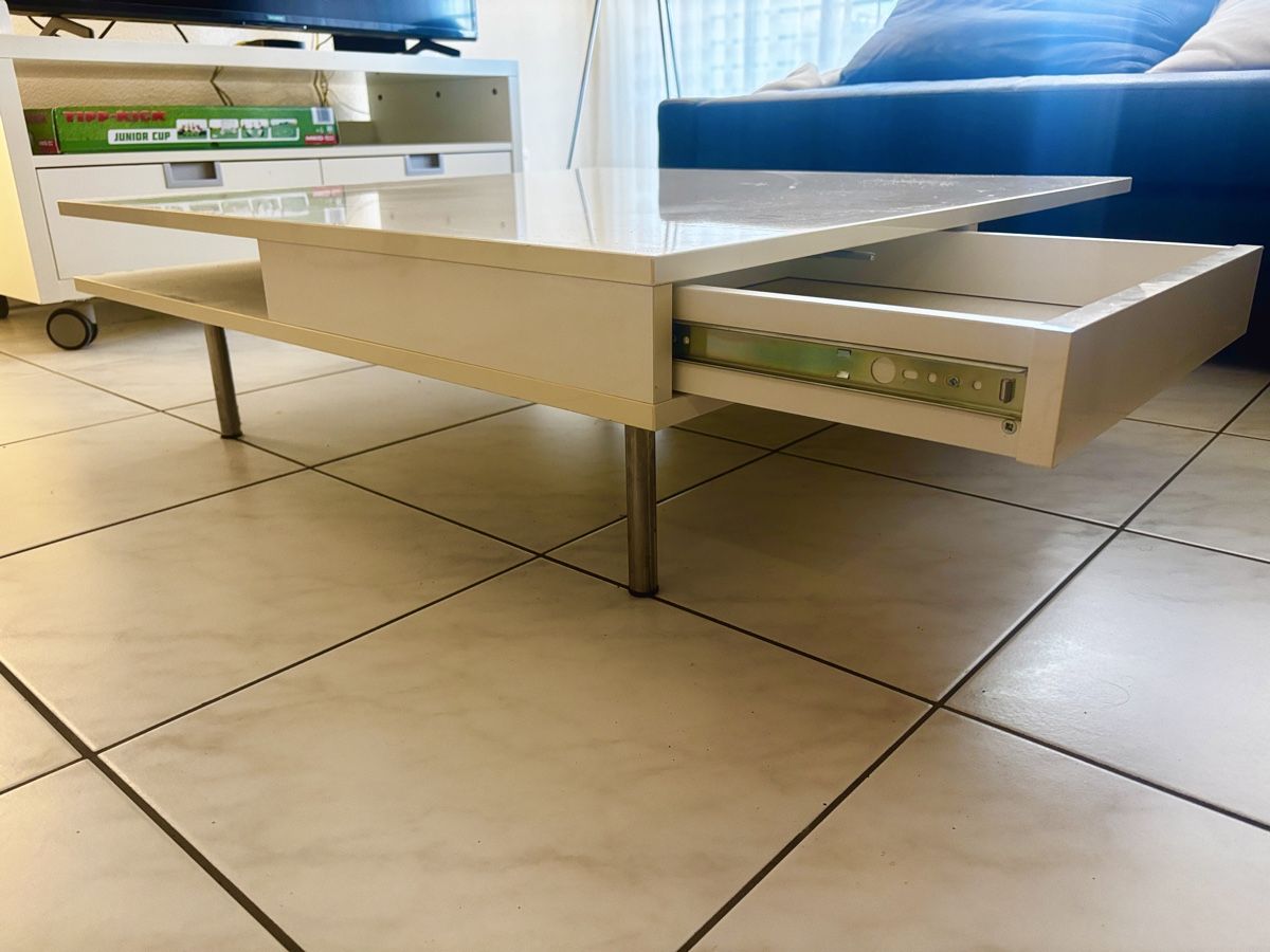 Ikea Tische: Salontisch – Gebraucht aus Nottwil von ErziTom 1