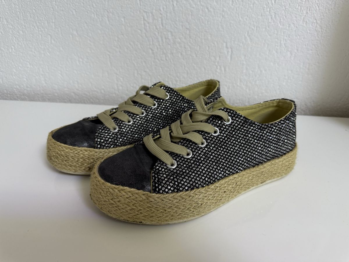 Damenschuhe: Schuhe, 37 – Gebraucht aus Gossau SG von cuk_fyc6