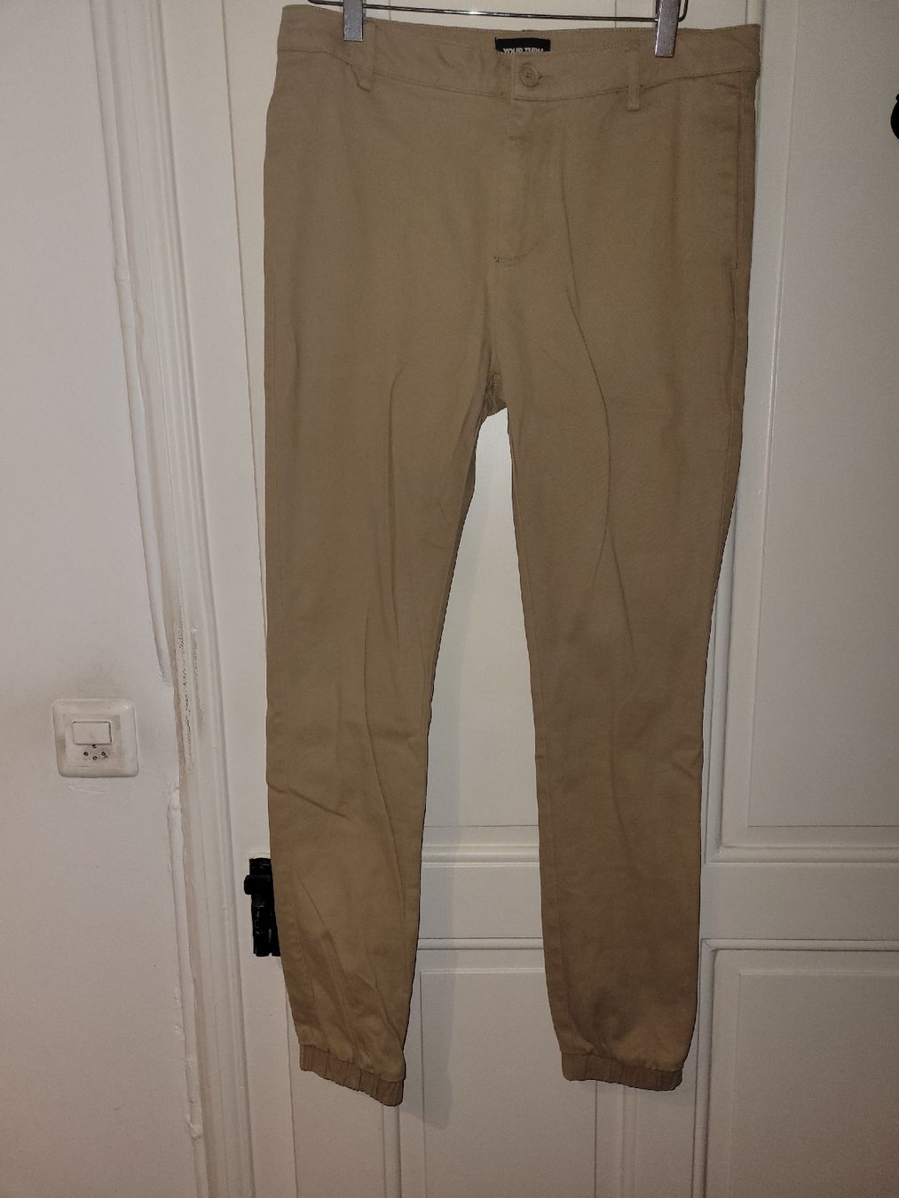 Pantaloni: Hose mit Bund Chino – Usato da Brig venduto da RaZu39 2