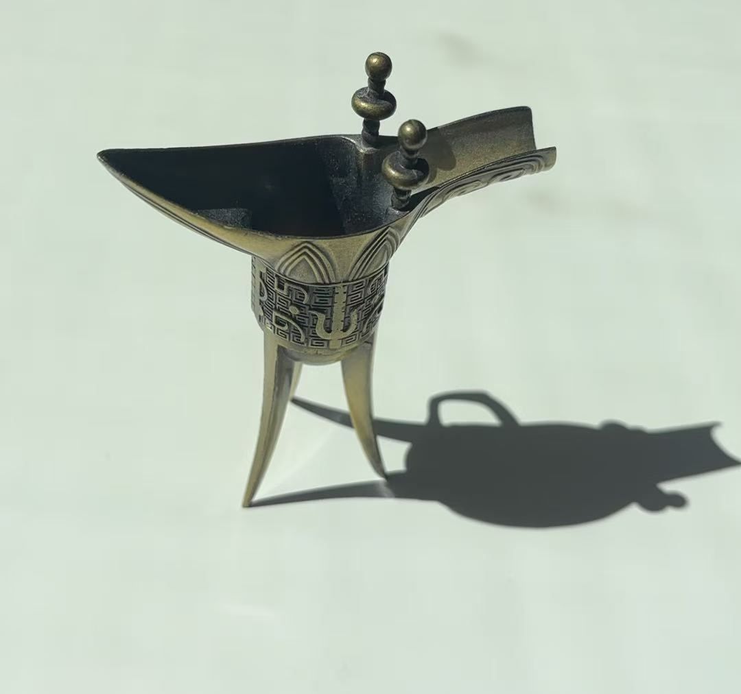 Tutte le decorazioni: Chinesischer Bronze Kelch im Antikstil – Nuovo (secondo la descrizione) da Niederweningen venduto da zw4_s78j 1