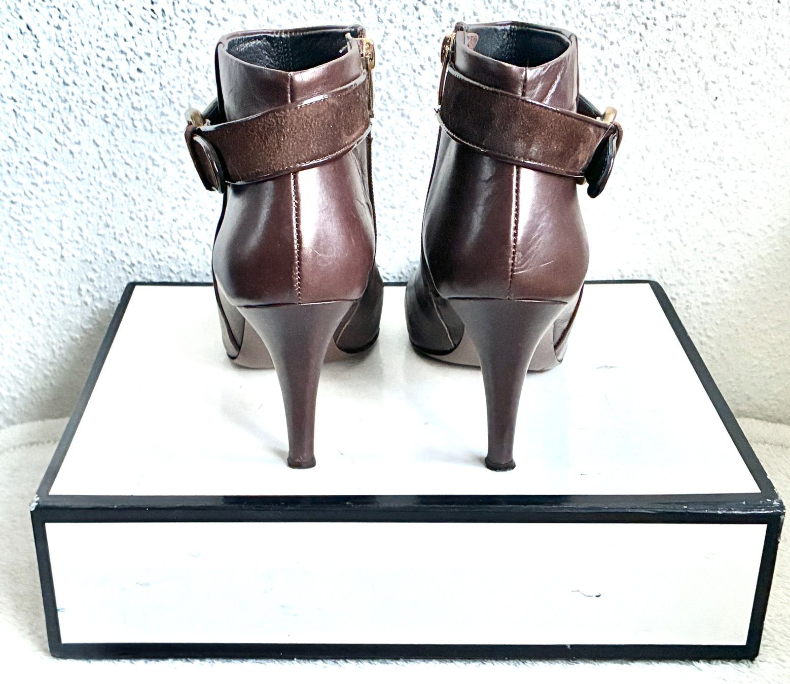 Navyboot Scarpe da donna: NAVYBOOT braune Leder Stiefeletten Grösse 39 – Usato da Kloten venduto da Nephty 1