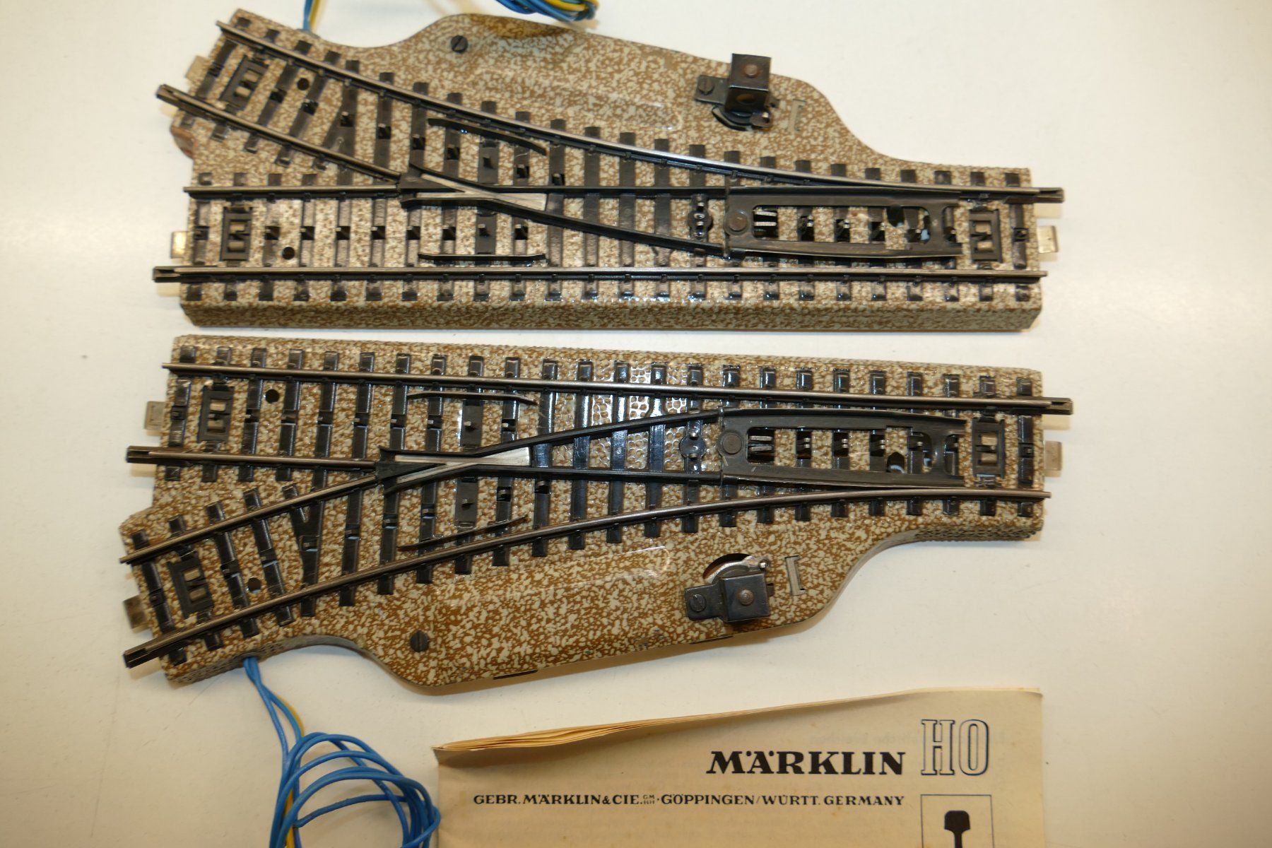 Märklin Modelleisenbahnen: Märklin H0: M-Gleis Weichenpaar Einheit 8 – Gebraucht aus Niederhasli von rail-duerst 2