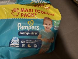 37 Stück Pampers baby-dry Grösse 7 Maxi