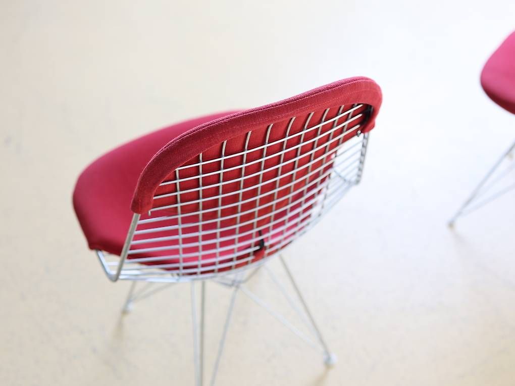 Vitra Sedie: VITRA Wire Chairs von Eames in Rot – Usato da Meinisberg venduto da atelier_TILIJA 8