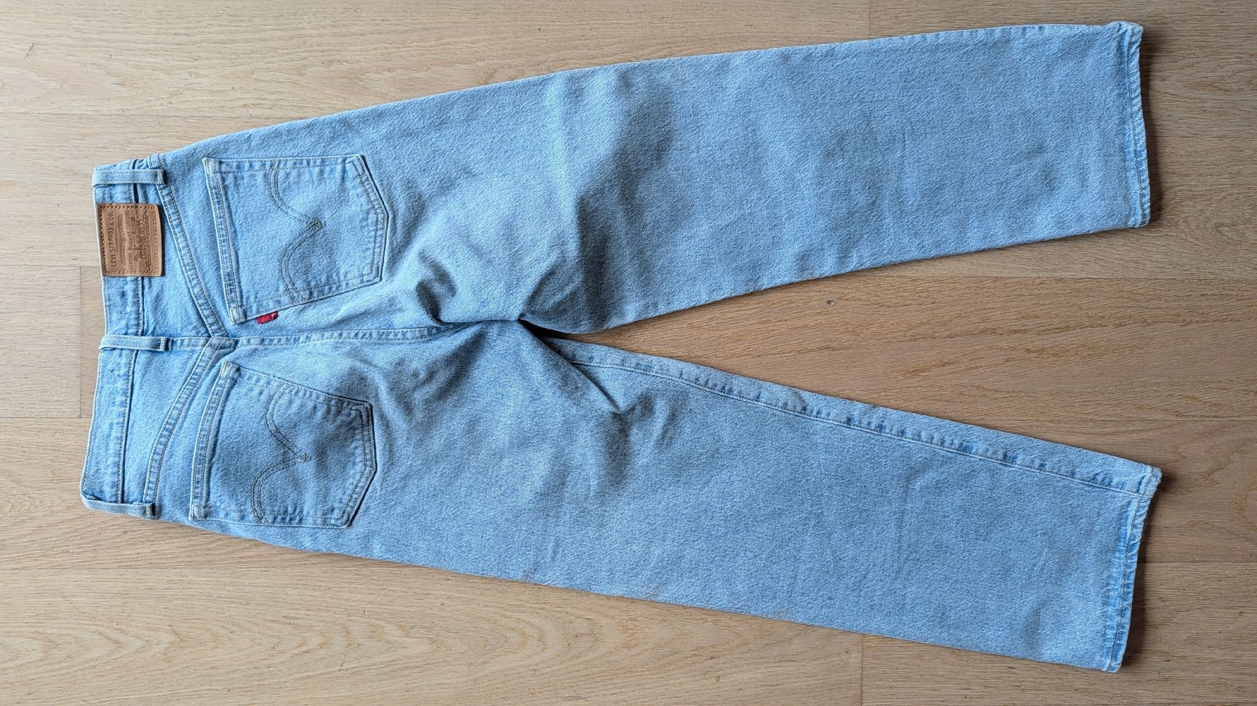 Levi's Jeans: Levi's Jeans - Ribcage Straight – Nuovo (secondo la descrizione) da Zürich venduto da nadiialivia 3