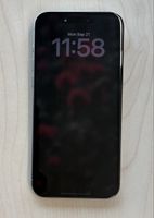 Apple iPhone 15 Pro Max 512GB mit Ladekabel und -gerät