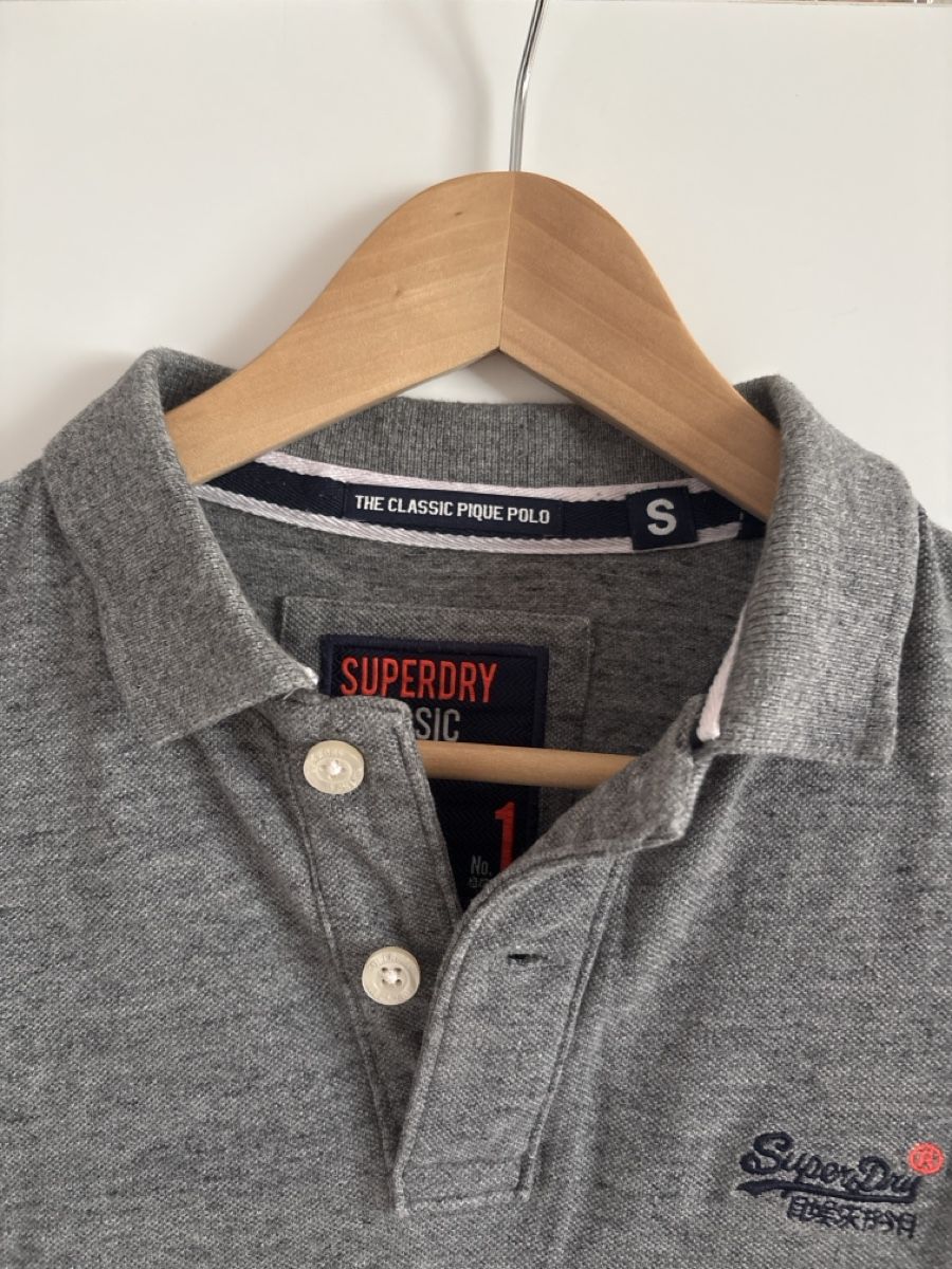 Superdry Magliette Polo: Polo Superdry gris, taille S, – Nuovo (secondo la descrizione) da Pully venduto da kaba07 2
