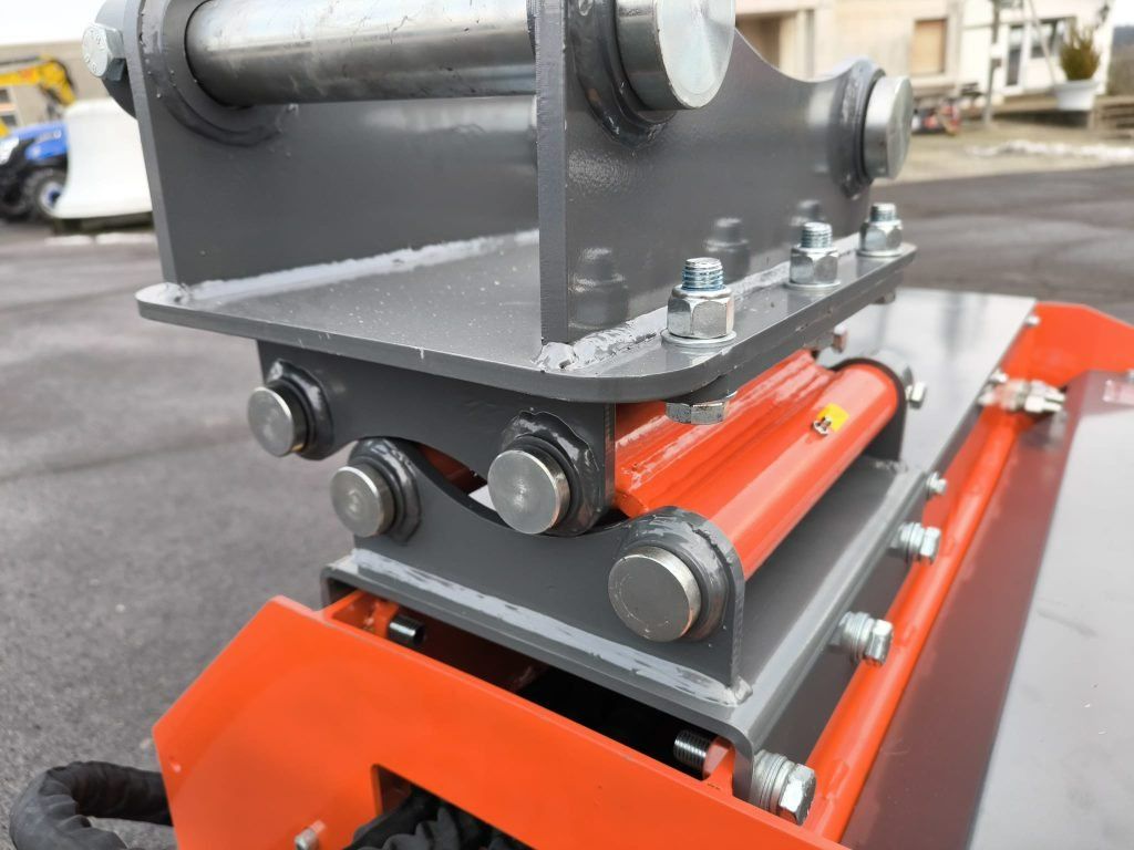 Tutte le macchine: SBF EXF800H Baggermulcher Schlegelmulcher – Nuovo (secondo la descrizione) da Uznach venduto da FirewoodTECH 4