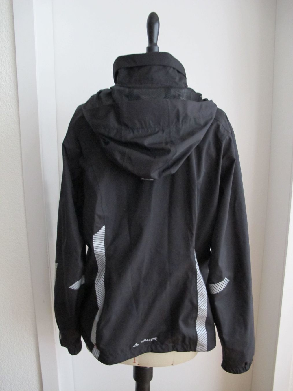 Vaude Giacche: Vaude Damen Jacke Schwarz Ceplex Active – Usato da St. Gallen venduto da Flint75 2