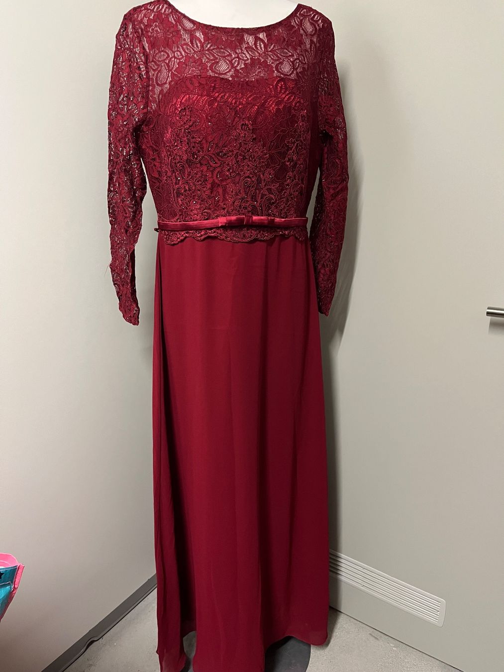Vestiti: Abend-Kleid, Gr. M-L, NP 159.- – Nuovo e nell'imballaggio originale da Interlaken venduto da Jasmin_Flower