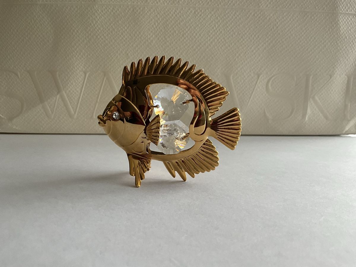 Statuette: Gold Kristall Figur Fisch – Nuovo (secondo la descrizione) da Oberglatt ZH venduto da Multimix