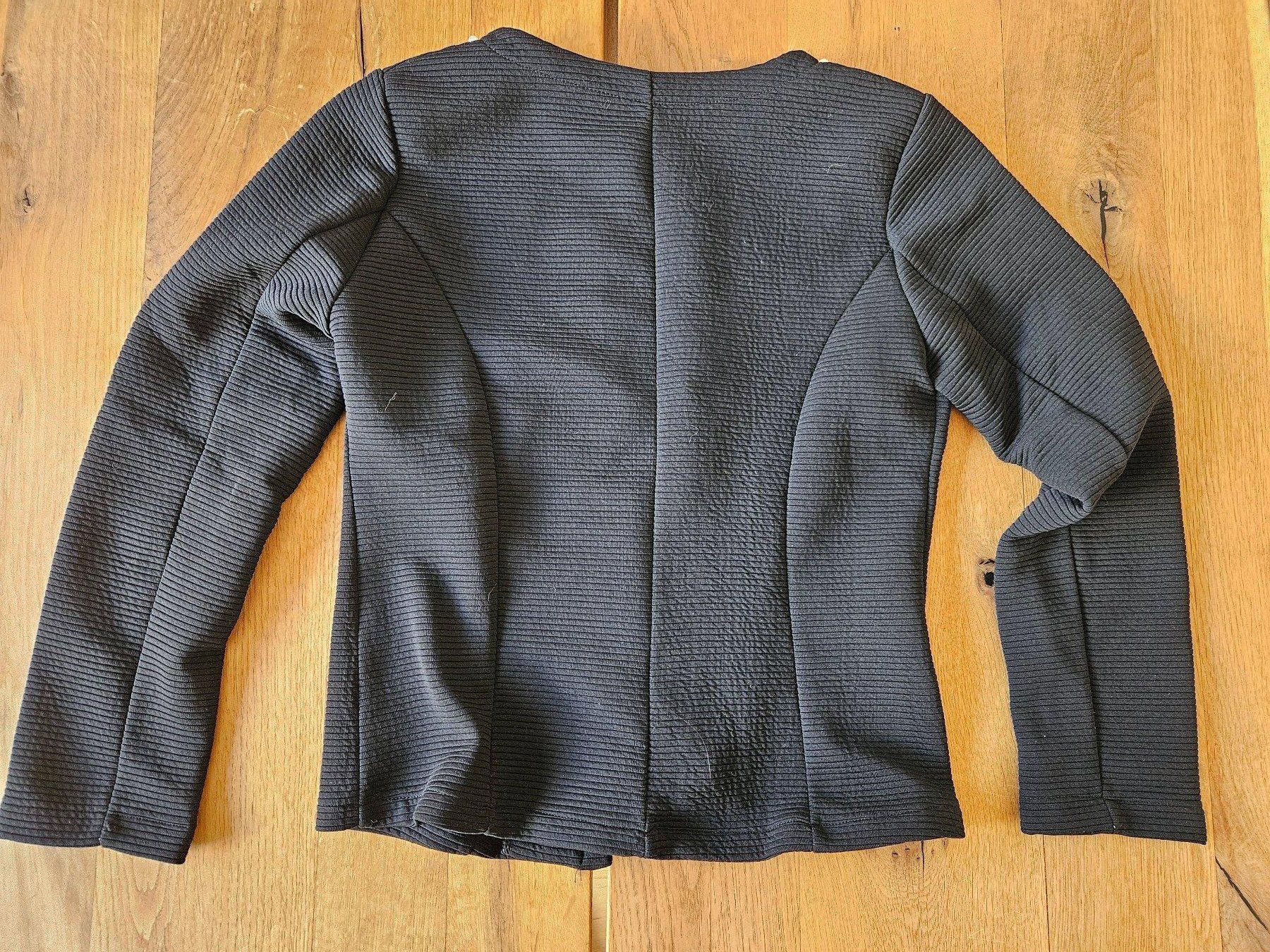 Giacche: Schwarze Jacke mit Perlen – Usato da Liestal venduto da corneb 1