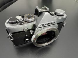 Joli Olympus OM-1
