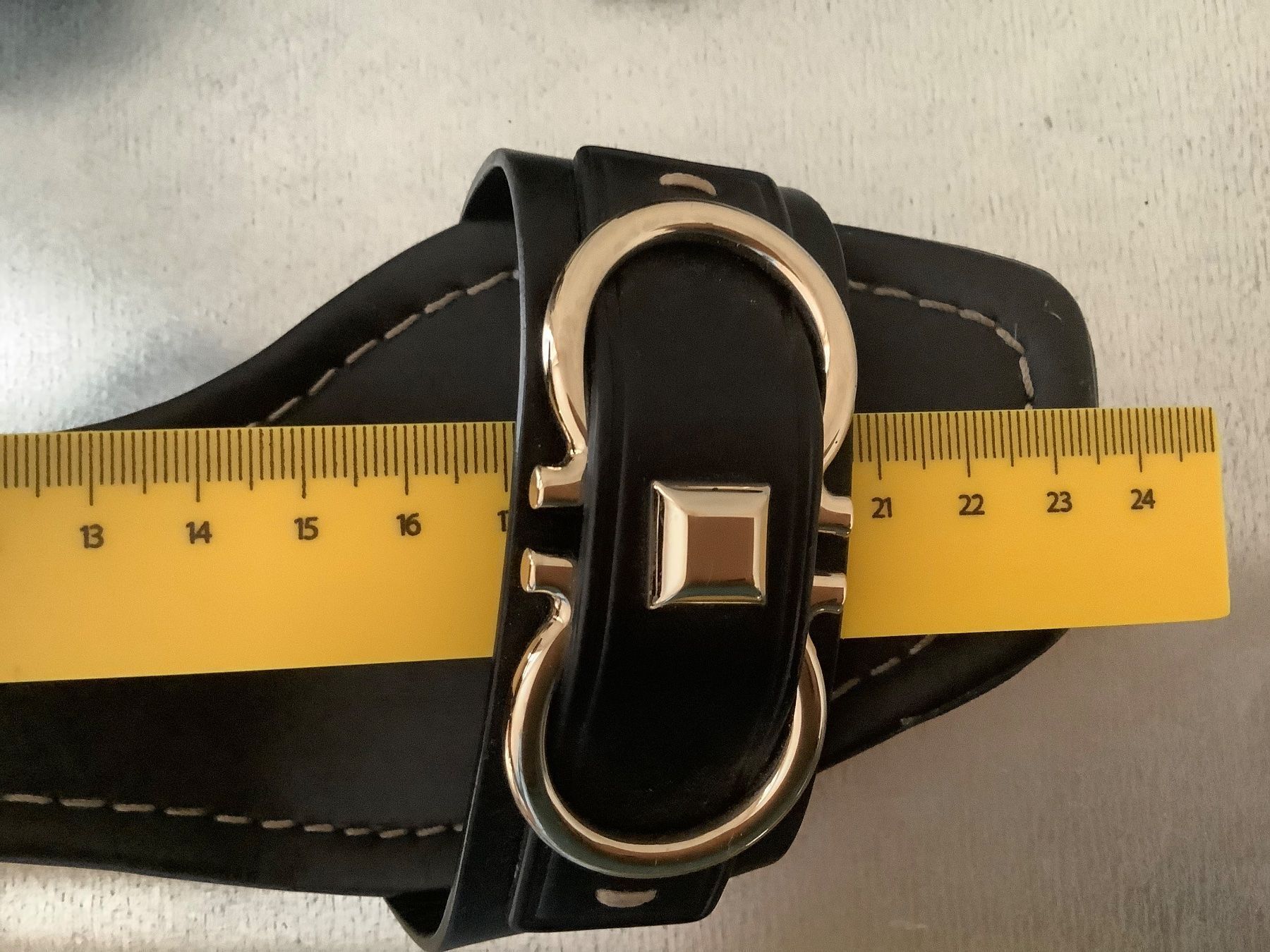 Salvatore Ferragamo Scarpe da donna: Salvatore Ferragamo Sandalen – Usato da schaffhausen venduto da Chiquimiki 5