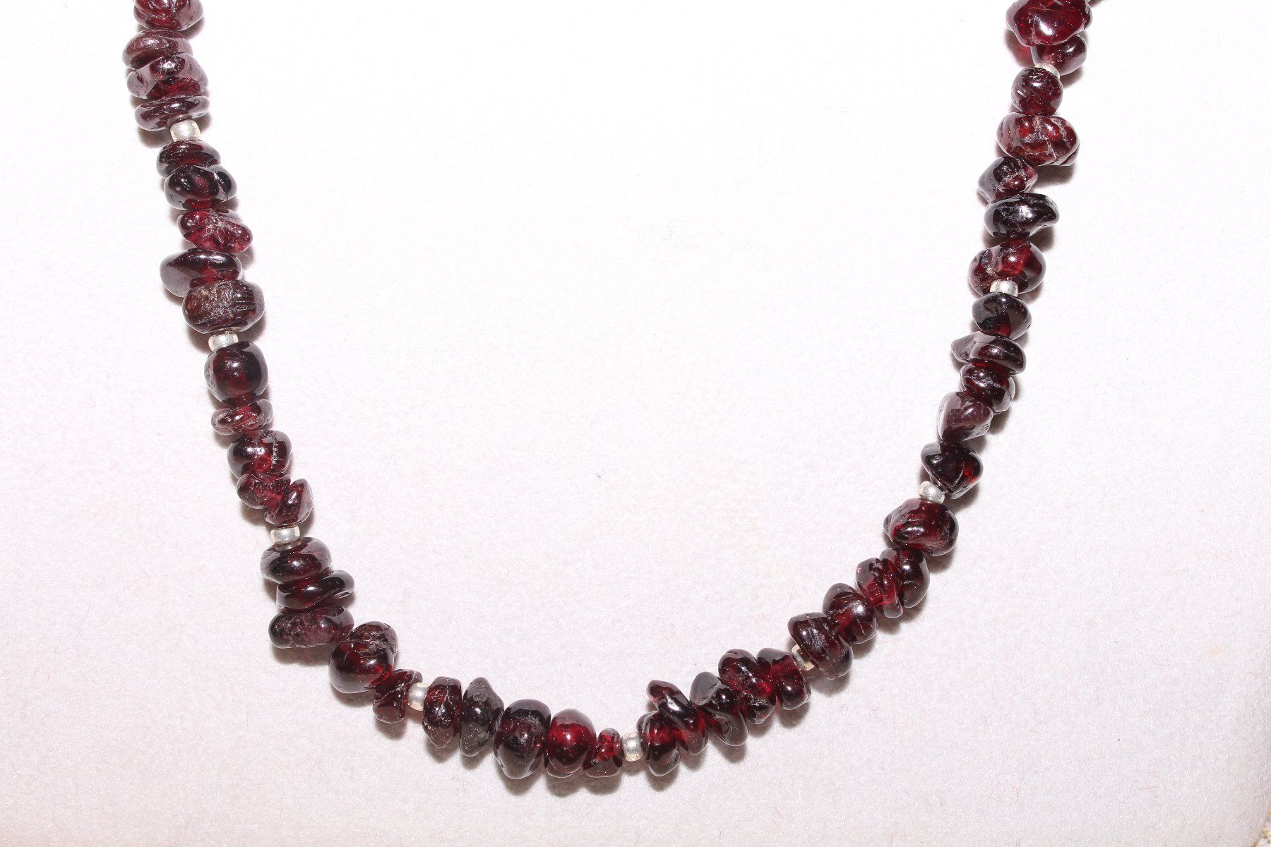 Catenine: Halbedelsteinkette Granat – Nuovo e nell'imballaggio originale da Kriens venduto da Wolly85 1