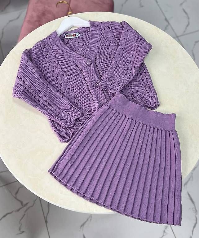 Lotti & Set di vestiti: Mädchen  Set Strickjacke rock, Weihnachten gr.104 Neu – Nuovo (secondo la descrizione) da Niederuzwil venduto da sevgi1982 1