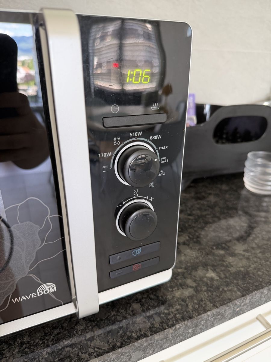 LG Forni: Micro-ondes LG WAVEDOM – Usato da Nyon venduto da Alex017 8