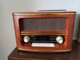 Radio Vintage Style mit Bluetooth Funktion 