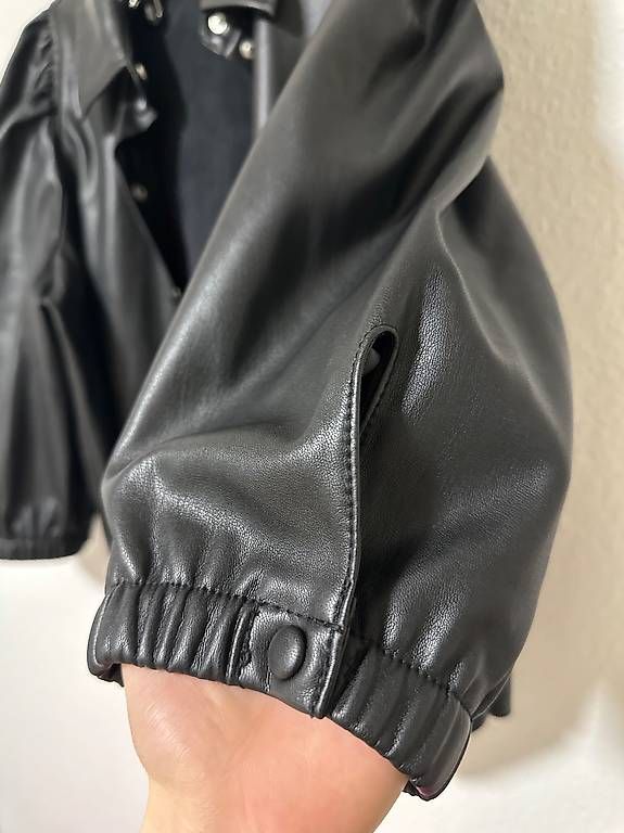 Vero Moda Giacche: Stylische Kunstlederjacke in Schwarz – Usato da Ebikon venduto da zrg_vv7h 2
