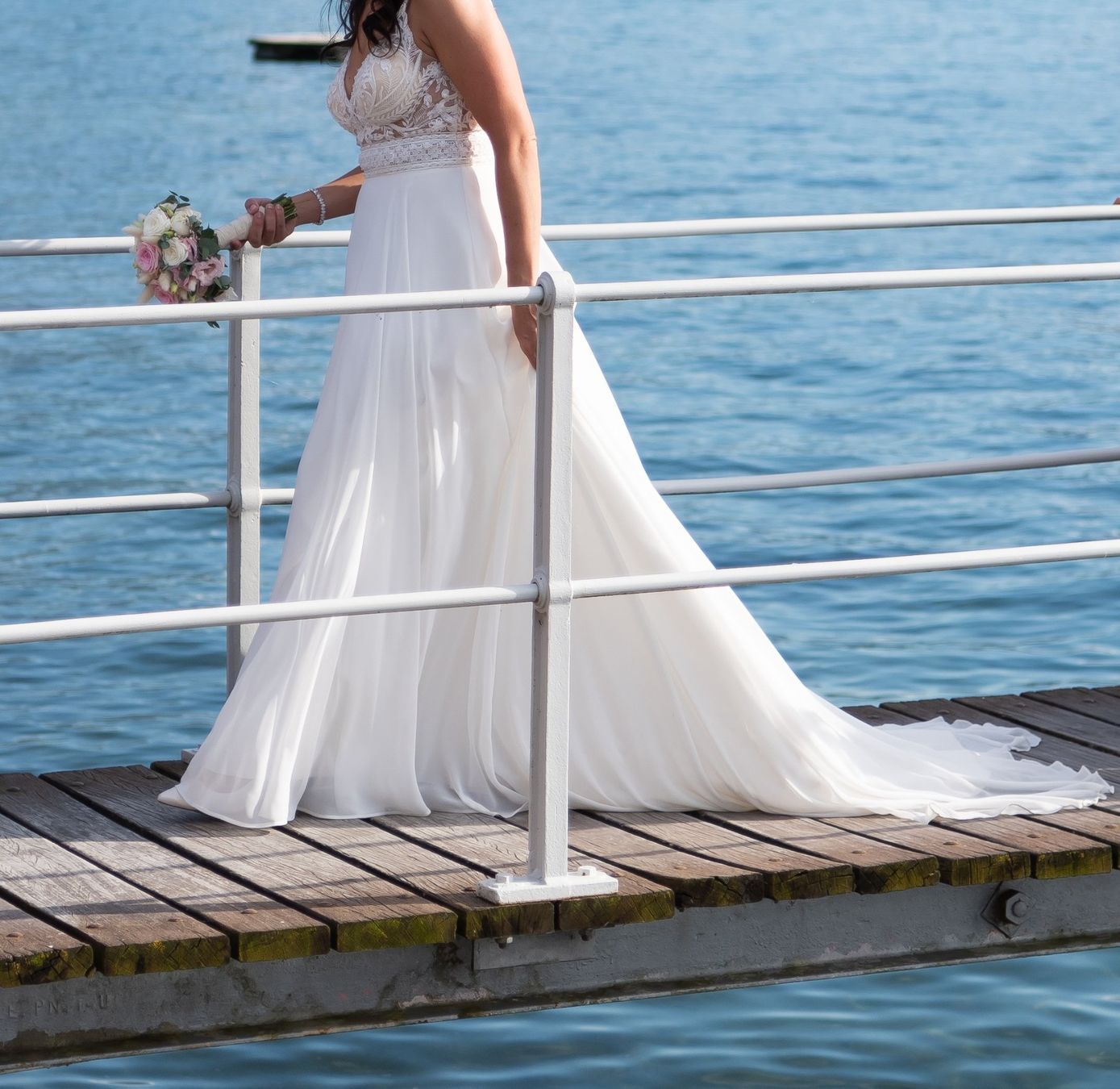 Vestiti: Brautkleid – Usato da Zug venduto da Sele92 1