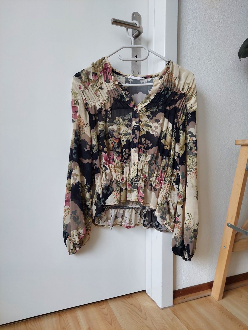 Mango Chemisiers: Bluse – D'occasion à Basel par eila_ila