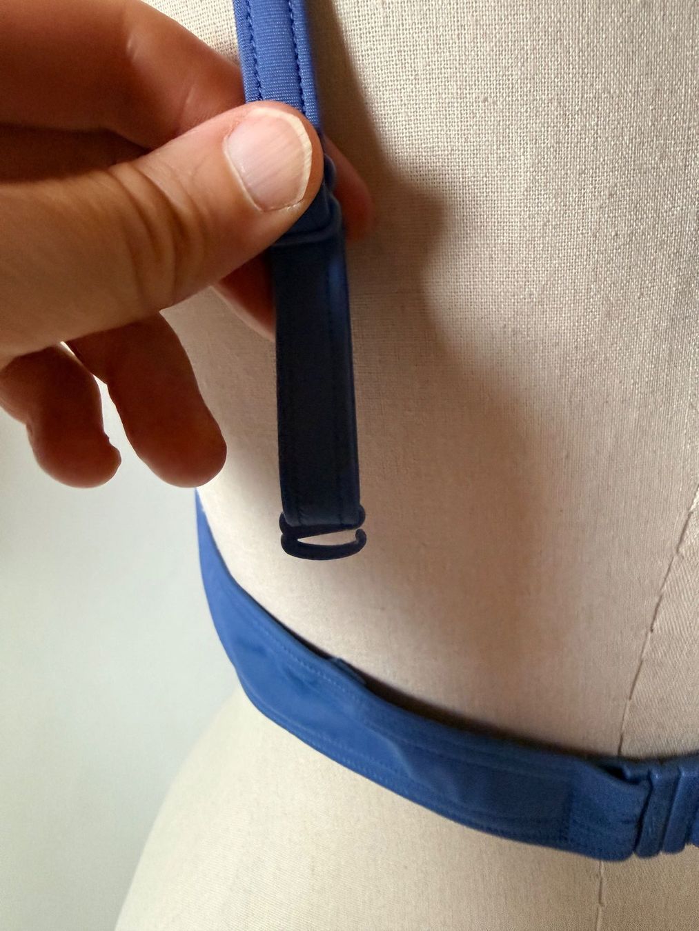 Triumph Costumi da bagno & Bikini: TRIUMPH, Bikini-Oberteil SUMMER MIX & MATCH, Grösse 44B – Nuovo e nell'imballaggio originale da Rudolfstetten venduto da gst_g7xl 3