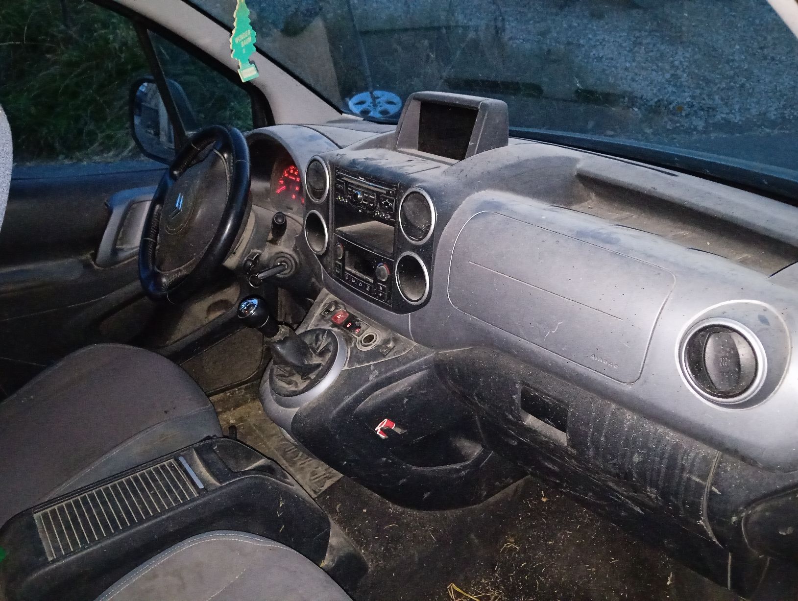 Citroën Autos: citroen berlingo1.6 HDi110  – D'occasion à Bern par exp_hm5r 3
