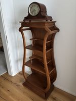 Bücherschrank