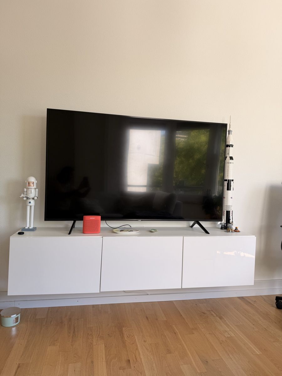 Ikea Mobili TV: TV Shelf IKEA Bestå – Usato da Zürich venduto da mar_h7x7