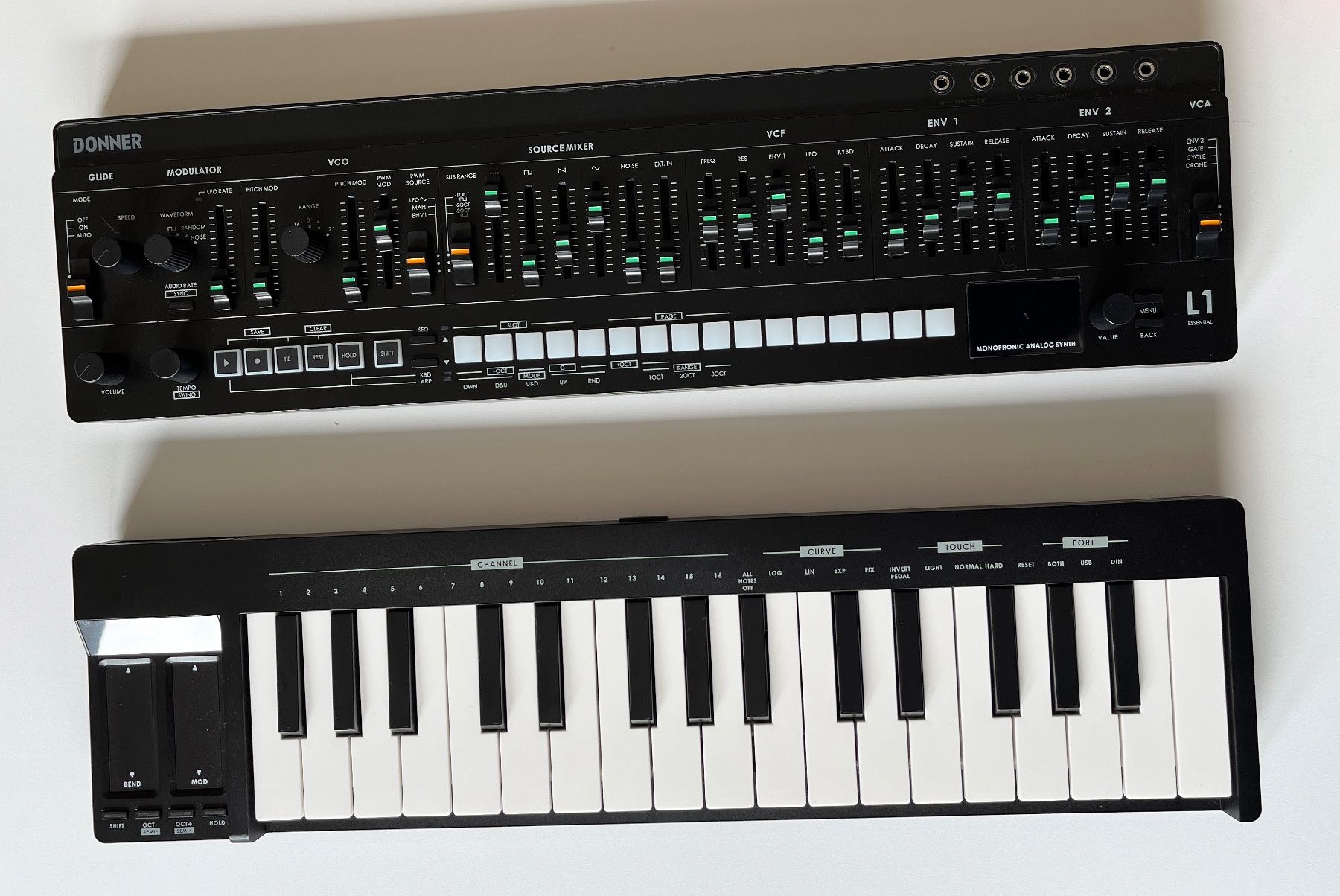 Instruments de musique: Donner L1 + KB32M - SH101 Clone Synth – Neuf (Voir description) à Basel par CBassReflex 1