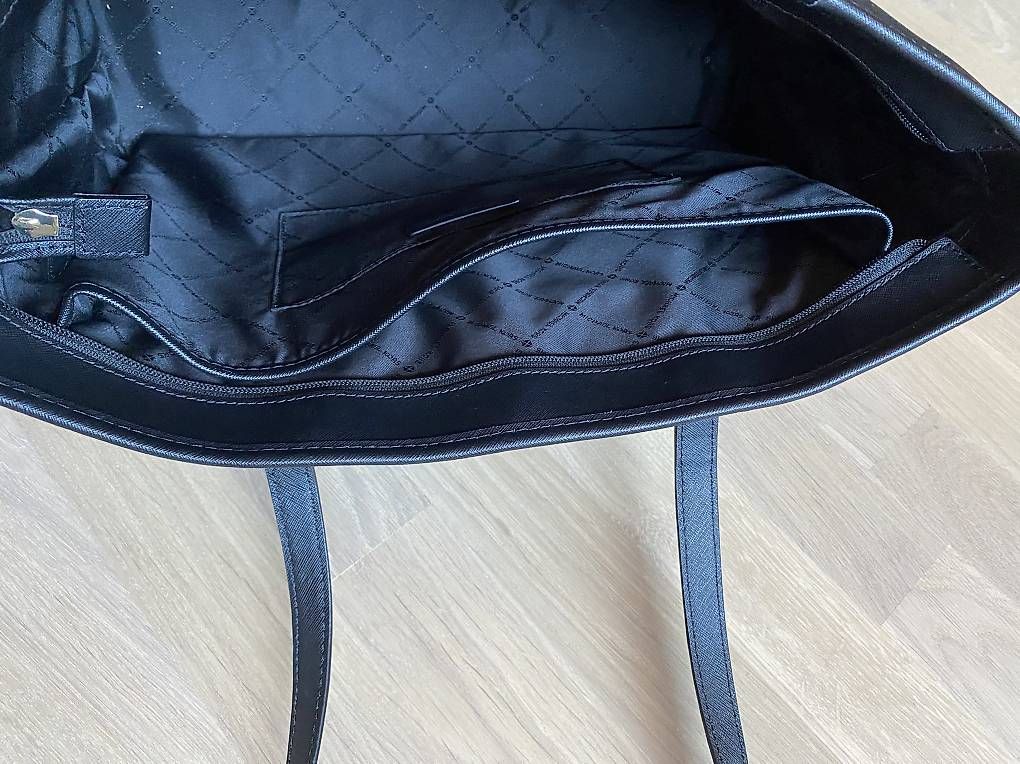 Michael Kors Taschen für Damen: Original Michael Kors Tasche – Gebraucht aus Andermatt von and_tdn2 3