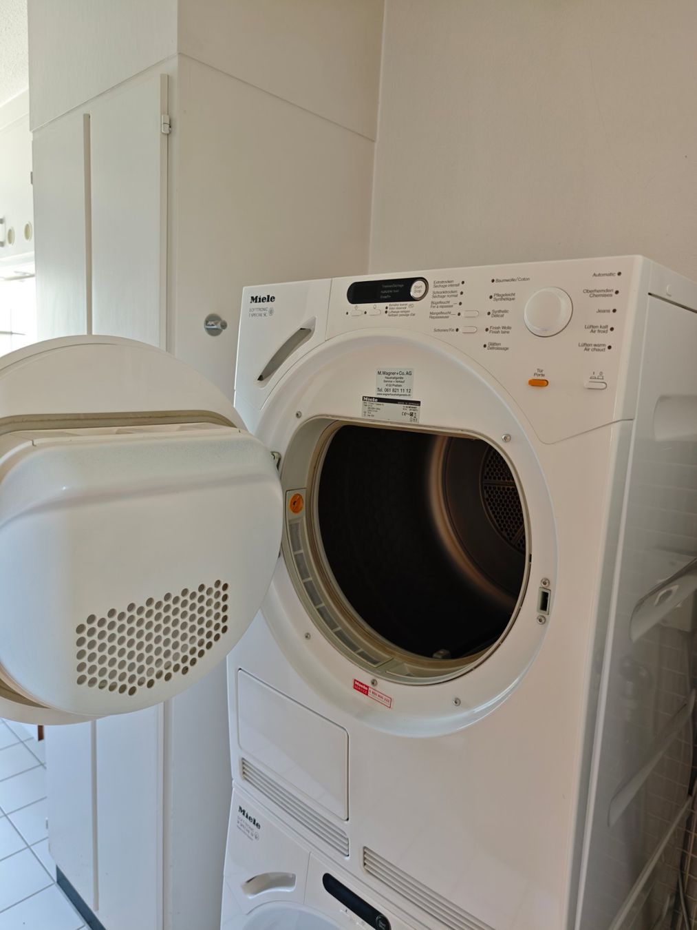 Miele Asciugatrici: Miele Trockner T7744C T Special SC – Usato da Basel venduto da Tondrax