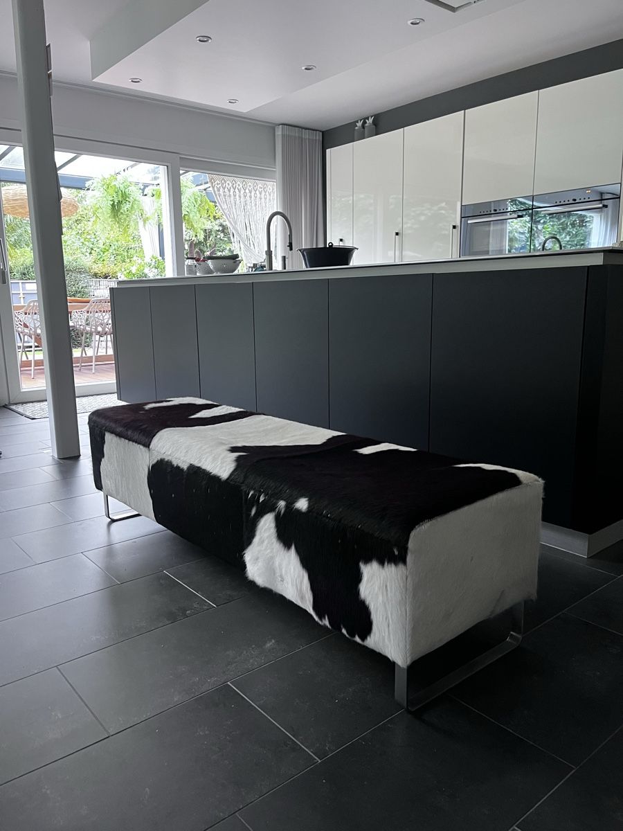 Panchine: Kuhfell Sitzbank – Usato da Gossau SG venduto da viv_6cy2