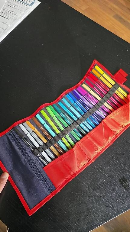 Penna & Evidenziatori: STABILO - Premium-Filzstift - Pen 68 - 25er Rollerset  – Usato da Zürich venduto da Tornadorey 2