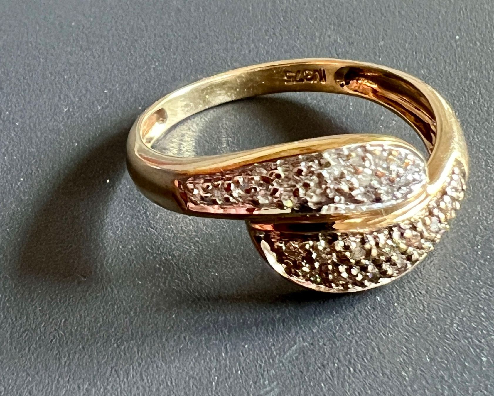 Ringe: Gold-Ring 9K mit evtl. Diamanten – Gebraucht aus Chur von Penting1935 4